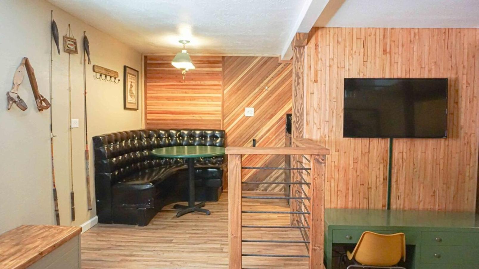 Bear Cave- Pet Friendly Suite In Shaver Lake Шейвер-Лейк Екстер'єр фото