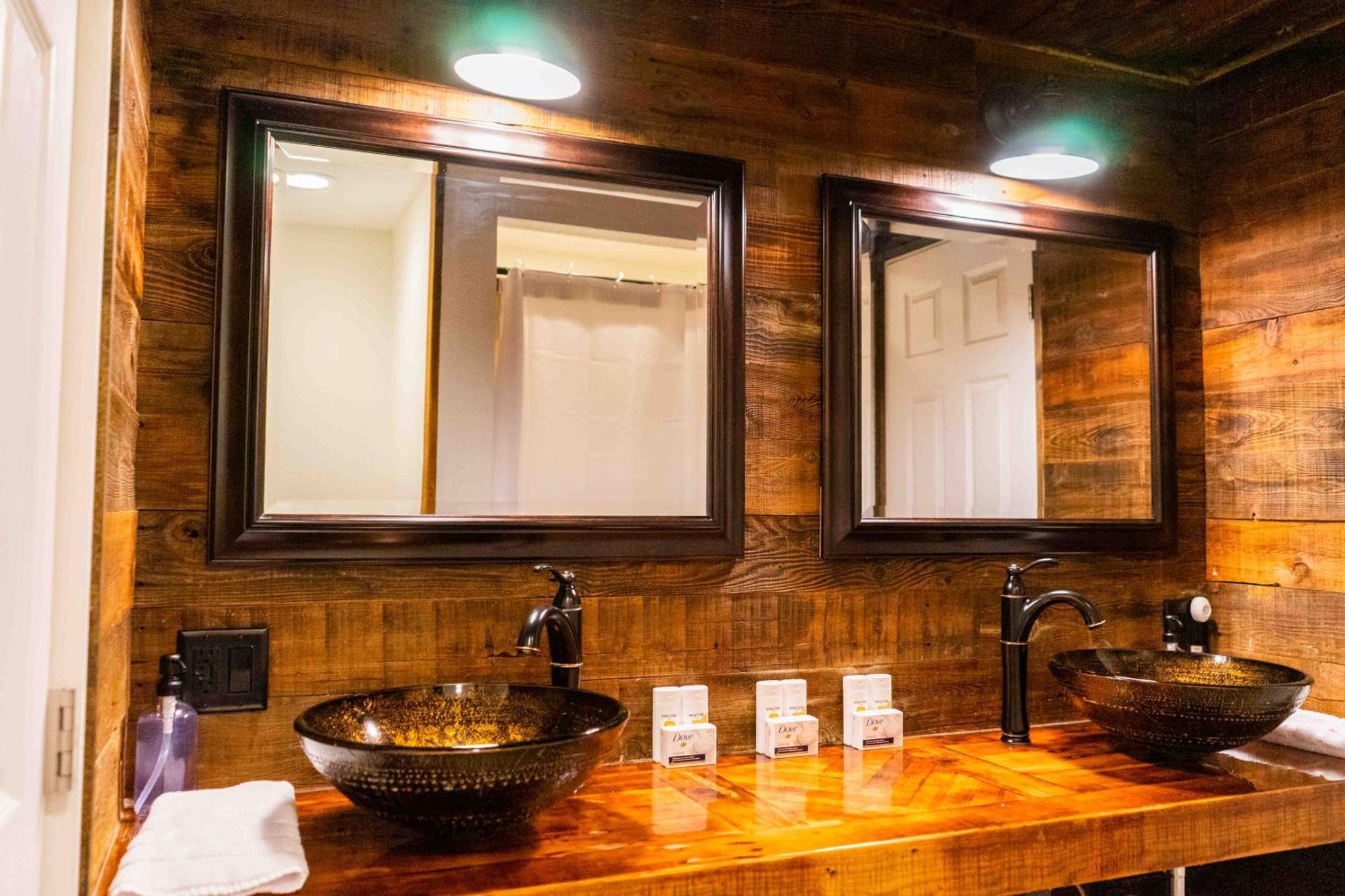 Bear Cave- Pet Friendly Suite In Shaver Lake Шейвер-Лейк Екстер'єр фото
