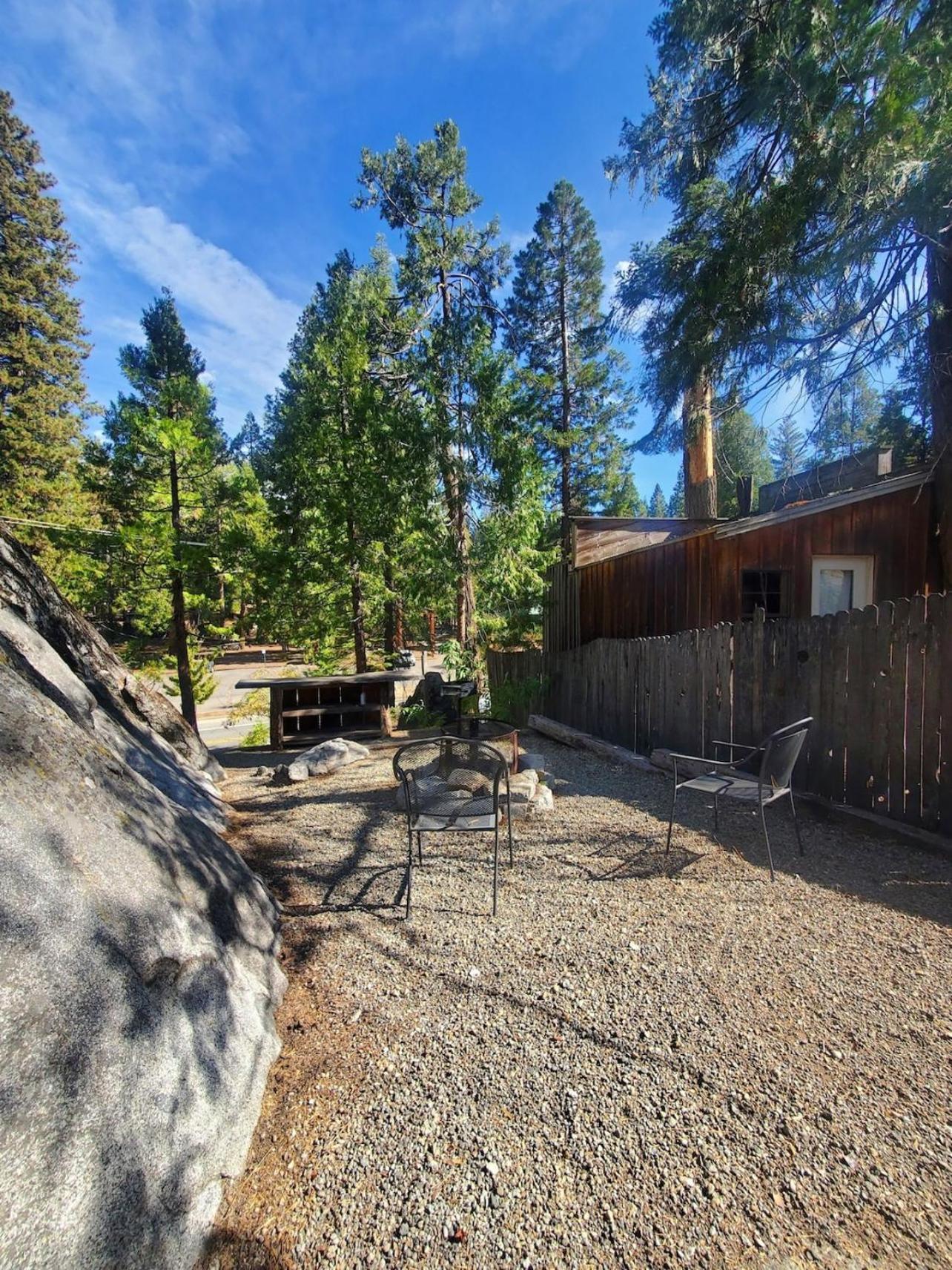 Bear Cave- Pet Friendly Suite In Shaver Lake Шейвер-Лейк Екстер'єр фото