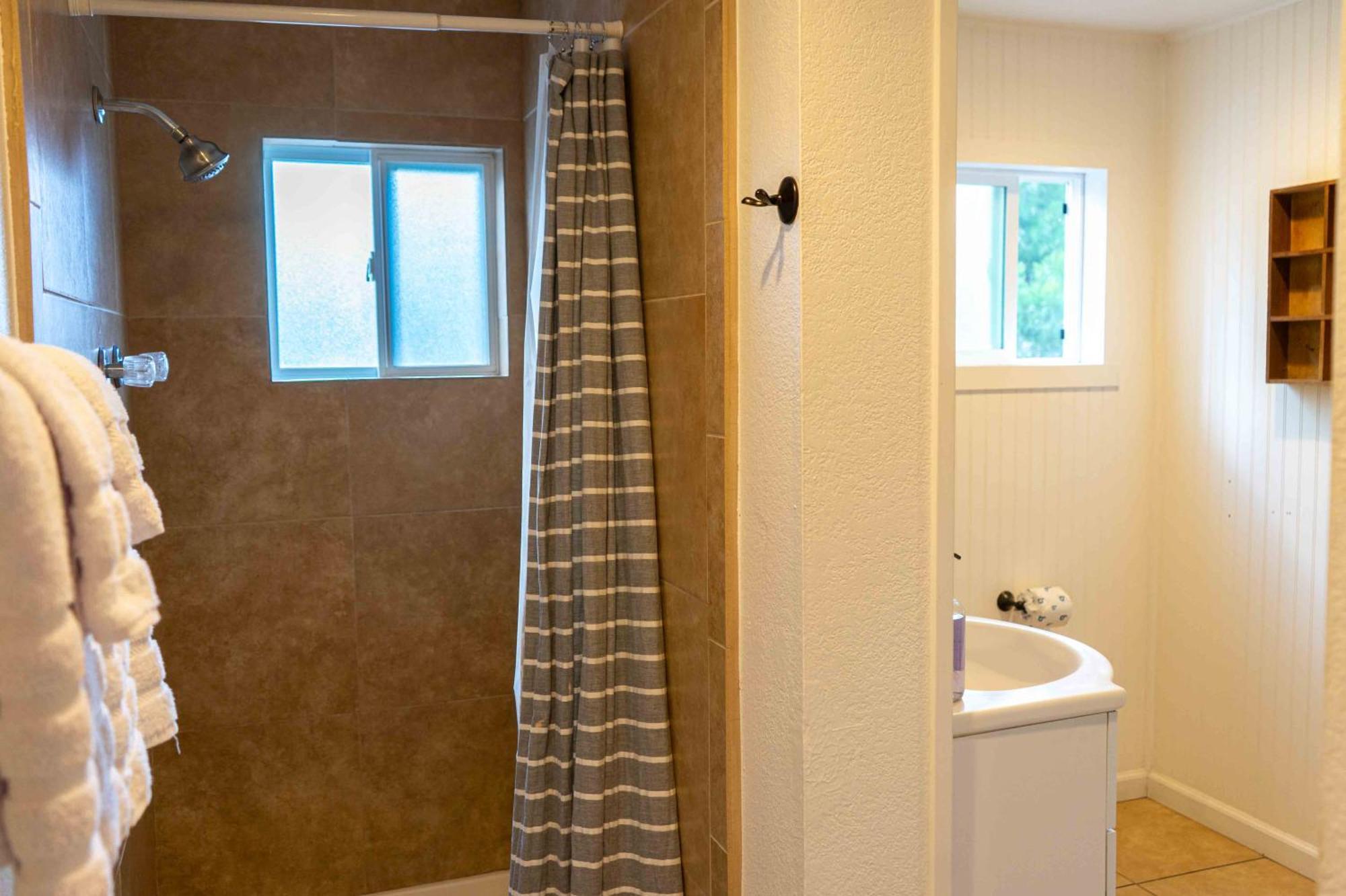 Bear Cave- Pet Friendly Suite In Shaver Lake Шейвер-Лейк Екстер'єр фото