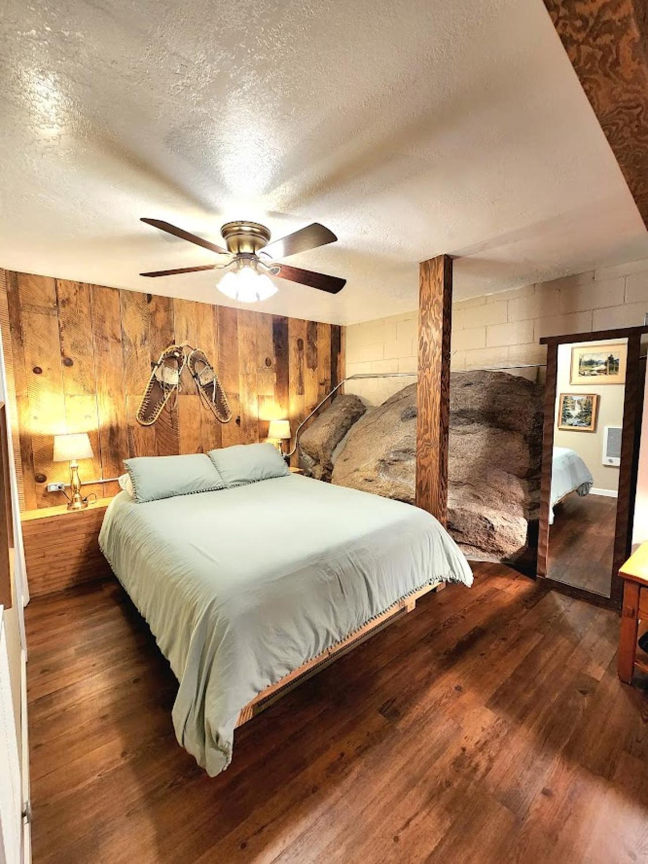 Bear Cave- Pet Friendly Suite In Shaver Lake Шейвер-Лейк Екстер'єр фото